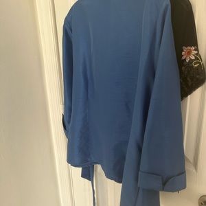 Bay studio blouse